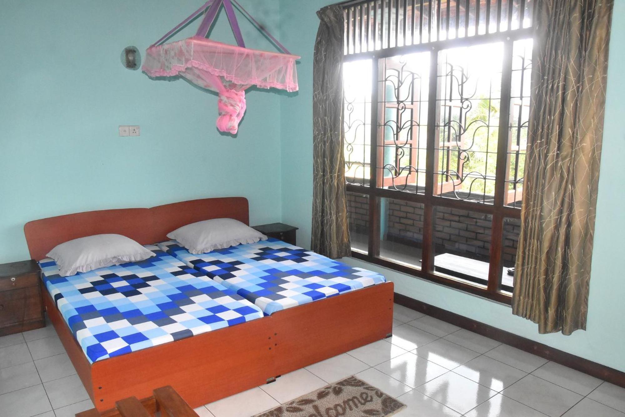 Rathna Gems Halt Hotel Ratnapura Exterior foto